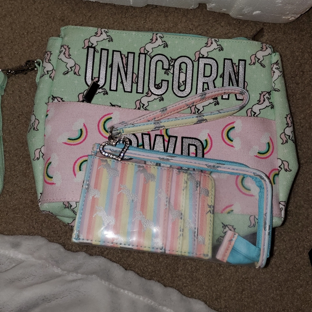 Bags - Picture 2 of 4